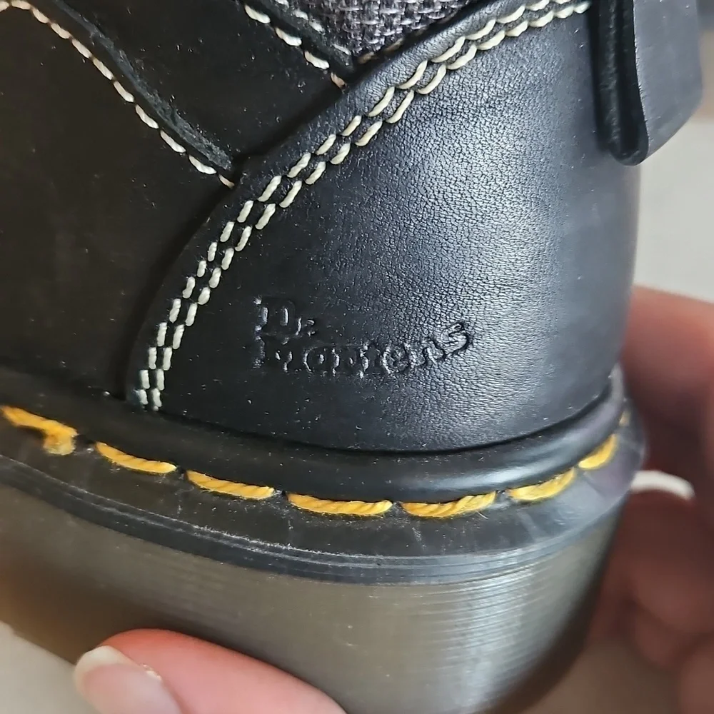 Dr Martens Youth Boots